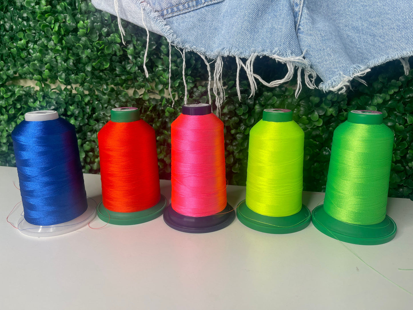 EMBROIDERED DENIM SHORTS - PLUS SIZE